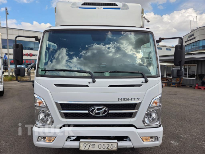 현대 올뉴마이티 3.5톤 광폭 냉동탑 2