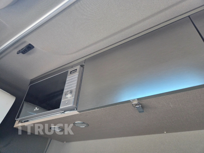 만 TGM 320 후축 윙바디 13톤 오토 11