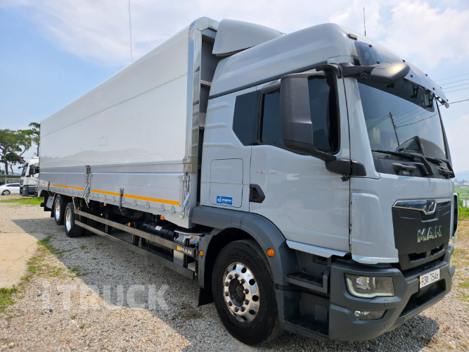 만 TGM 320 후축 윙바디 13톤 오토