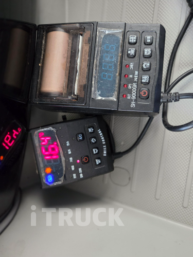 타타대우 맥쎈 320 후축 냉장윙 8.5톤 오토 9