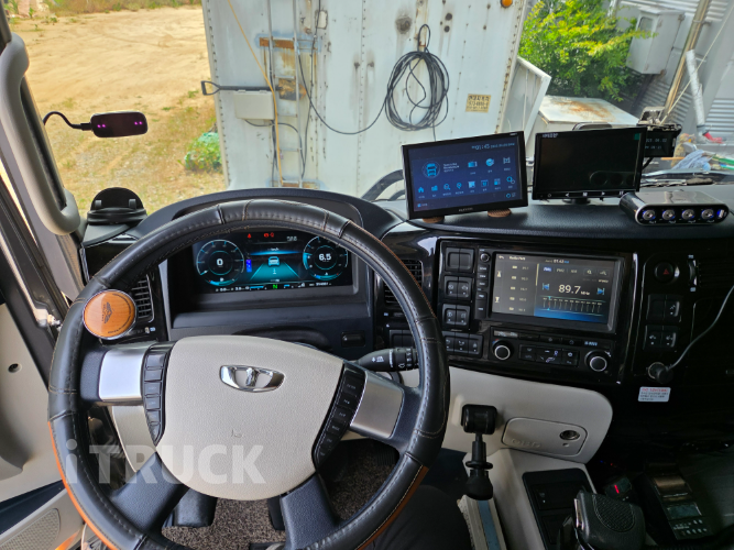 타타대우 맥쎈 320 후축 냉장윙 8.5톤 오토 12