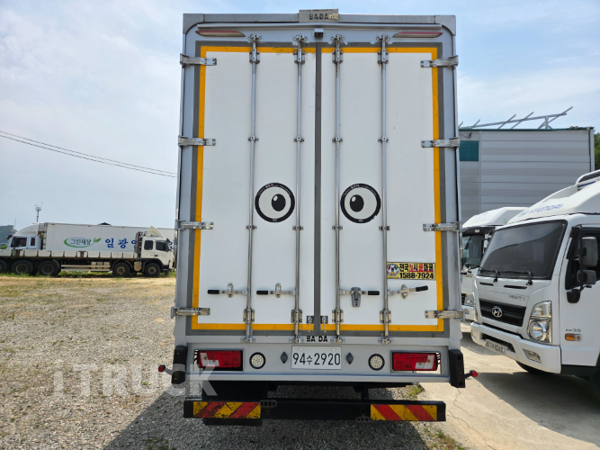 타타대우 맥쎈 320 후축 냉장윙 8.5톤 오토 4