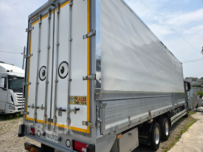 타타대우 맥쎈 320 후축 냉장윙 8.5톤 오토 2