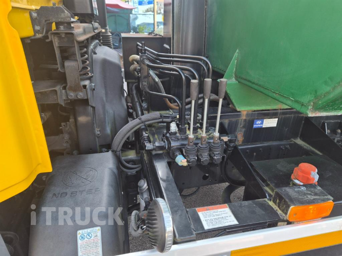 현대 메가트럭 암롤 280 5톤 수동 단바리 10