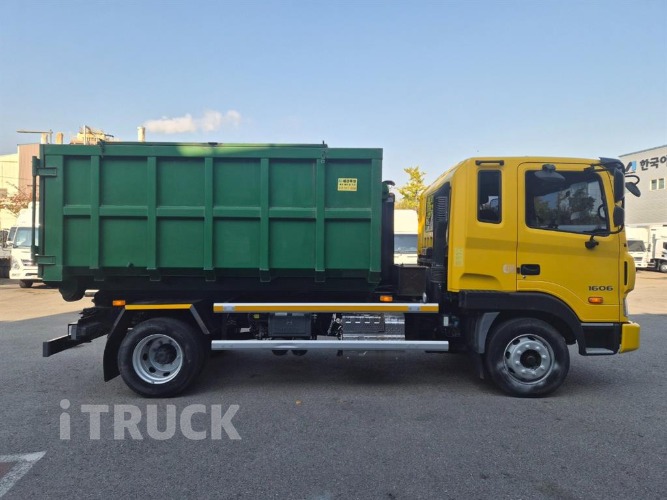 현대 메가트럭 암롤 280 5톤 수동 단바리 4