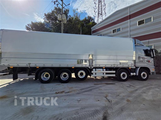 타타대우 맥쎈 570 앞축 윙바디 5톤 오토 2