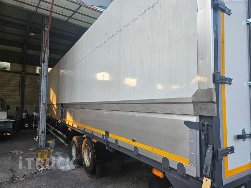 현대 메가트럭 와이드캡 300 후축 윙바디 7.5톤 수동 5