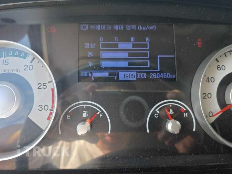 현대 메가트럭 와이드캡 300 후축 윙바디 7.5톤 수동 11