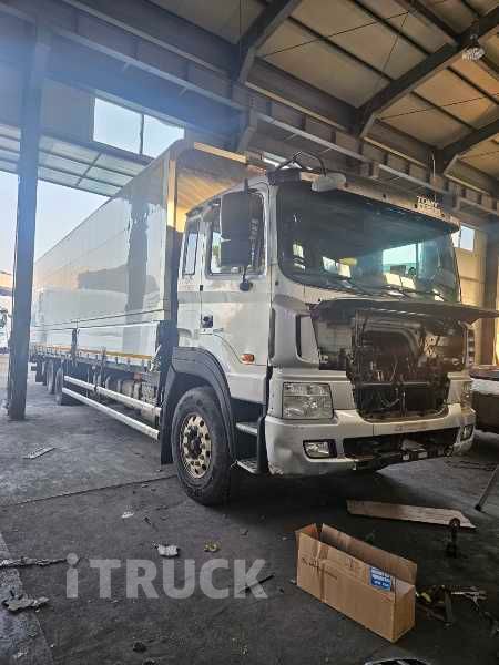 현대 메가트럭 와이드캡 300 후축 윙바디 7.5톤 수동 1