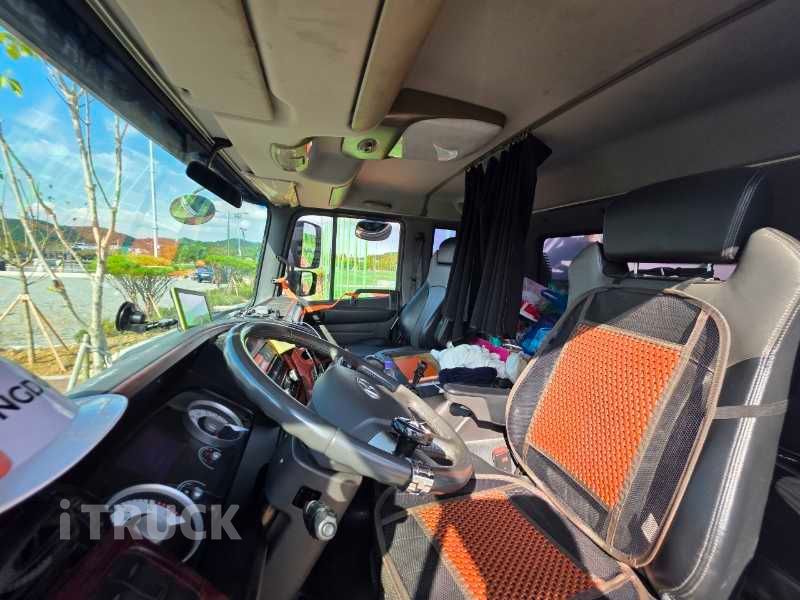 현대 메가트럭 와이드캡 300 후축 윙바디 7.5톤 수동 8