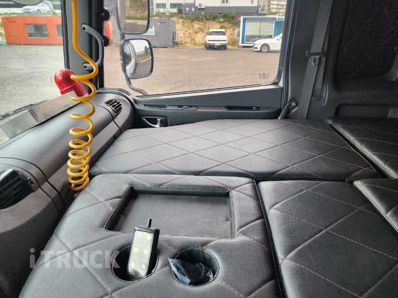 현대 메가트럭 280 단바리 윙바디 4.5톤 수동 6