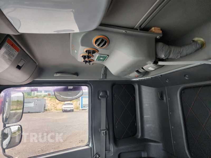 현대 메가트럭 280 단바리 윙바디 4.5톤 수동 16