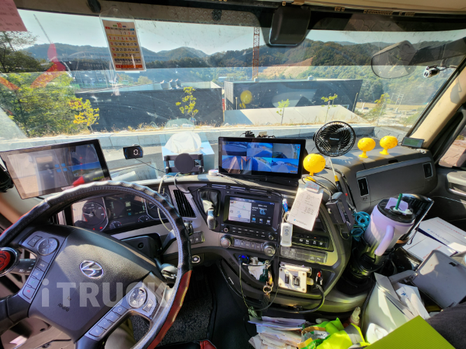 현대 우드칩 20.8톤 540 앞축 무빙워크(워킹카) 오토 16