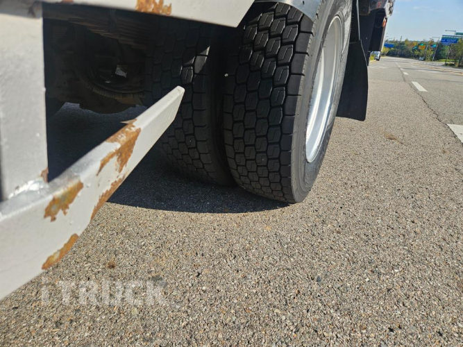 현대 메가트럭 260 단바리 윙바디 4.5톤 수동 13