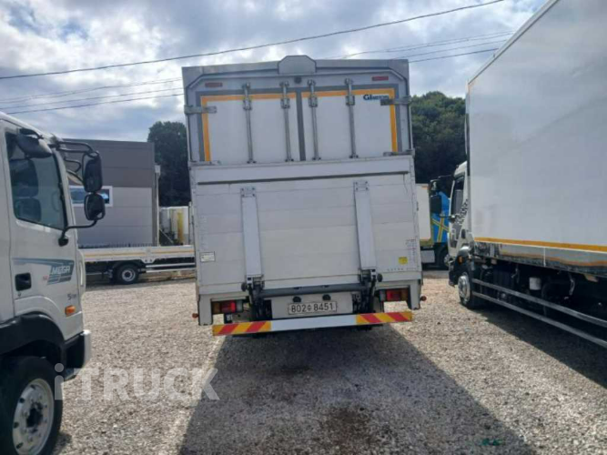 이스즈 엘프 3.5톤 광폭 냉동윙 4