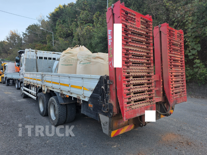 현대 어부바카 메가트럭 7.5톤