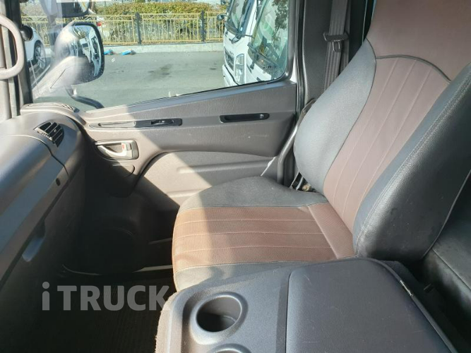 현대 메가트럭 280 단바리 카고 5톤 수동 16