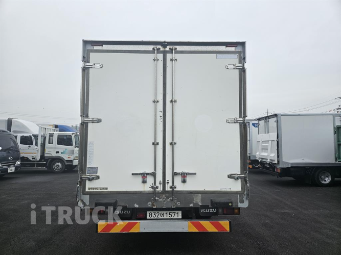 이스즈 엘프 3.5톤 광폭 냉동탑 투냉 조르다 4