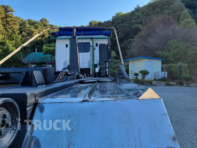 현대 엑시언트 암롤 540 24톤 오토 리타더 앞축 4