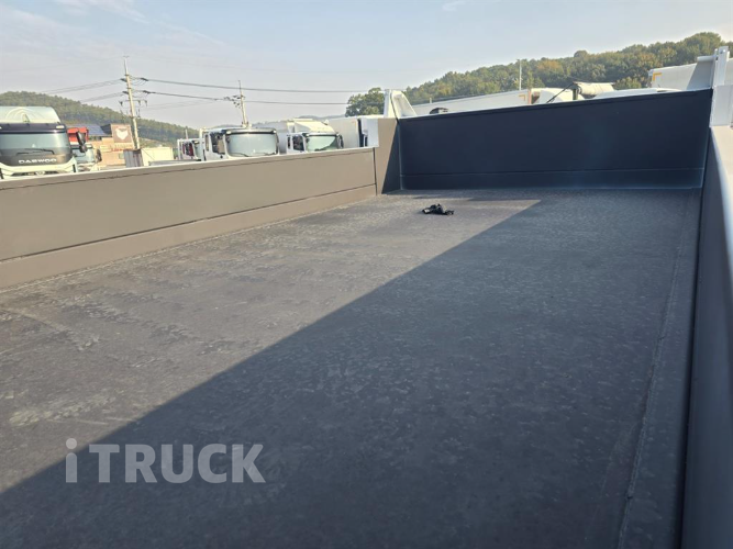 현대 메가트럭 화물덤프 5톤 12