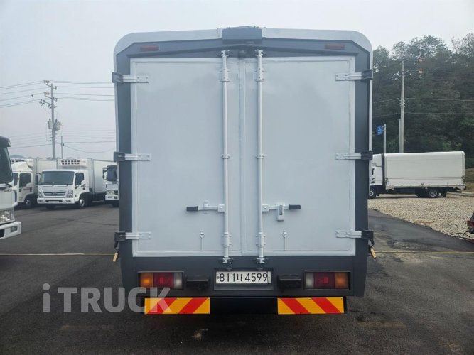 현대 올뉴마이티 3.5톤 윙바디 슈퍼캡 8