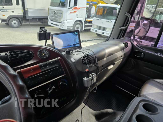 현대 메가트럭 250 앞축 윙바디 4.5톤 수동 14