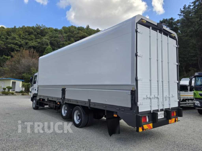 현대 메가트럭 250 앞축 윙바디 4.5톤 수동 5