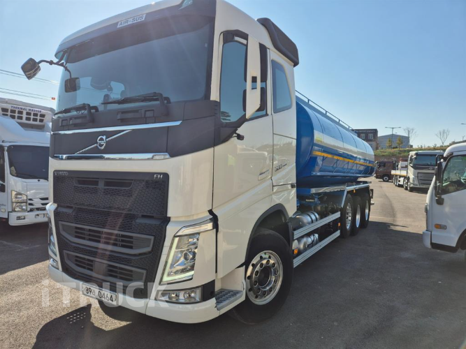 볼보 버큠로리 FH 23,500L 오토 1