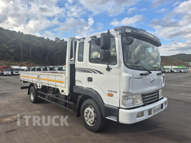 현대 메가트럭 250 단바리 카고 5톤 수동 3