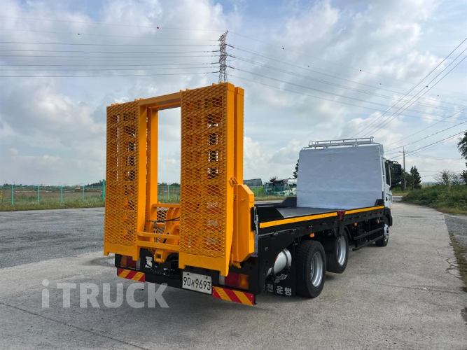 현대 셀프로더 메가트럭 4.5톤 3