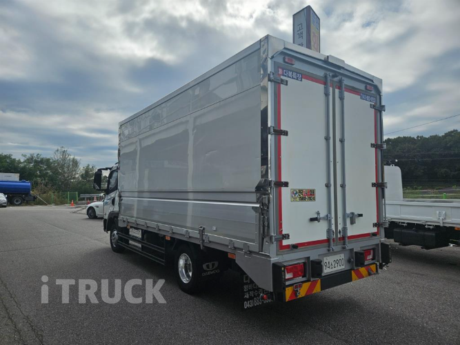 타타대우 더쎈 4톤 광폭 윙바디 데이캡(슈퍼캡, 킹캡) 4