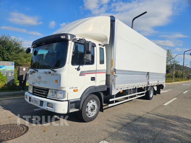 현대 메가트럭 260 단바리 윙바디 4.5톤 수동 1