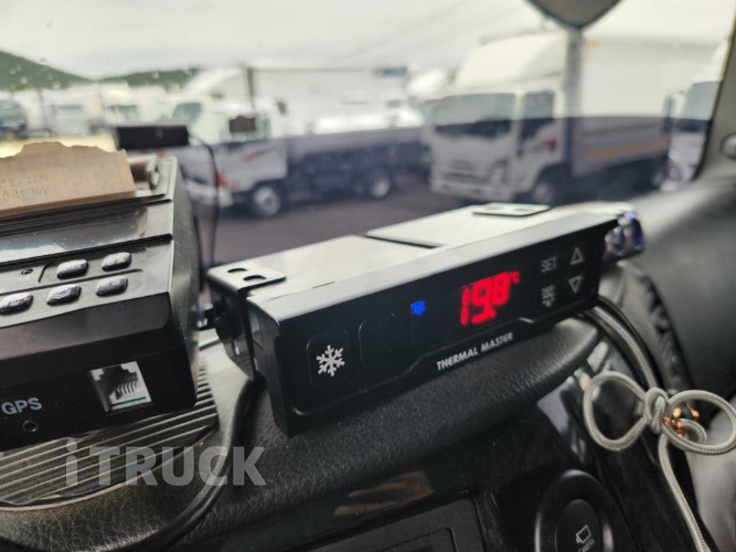 타타대우 프리마 고하중 320 후축 윙바디 9.5톤 오토 18