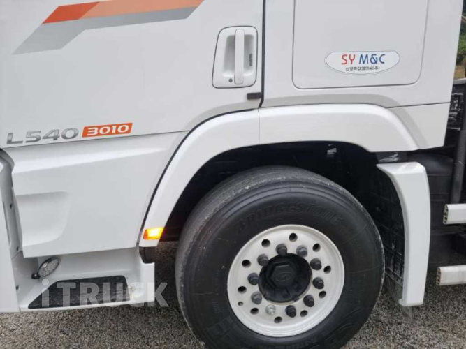 현대 엑시언트 암롤 540 24톤 오토 앞축 7