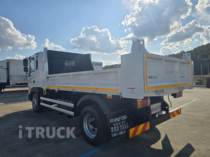 현대 메가트럭 화물덤프 5톤 2