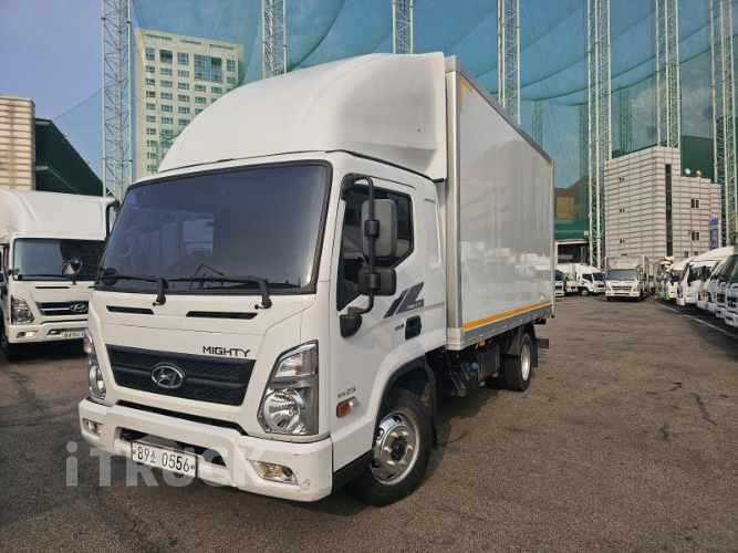 현대 올뉴마이티 2.5톤 익스하이탑 슈퍼캡 2