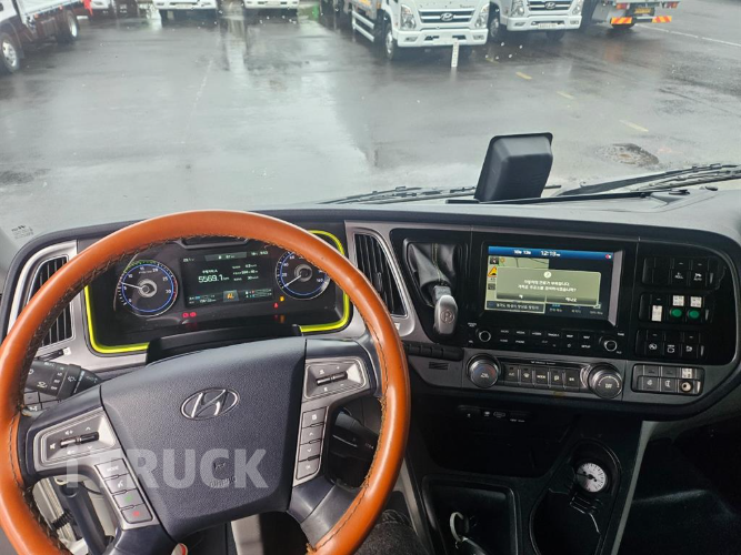 현대 파비스 300 후축 카고 8.5톤 오토 12