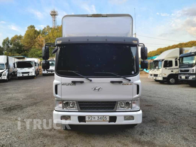 현대 메가트럭 280 단바리 윙바디 4.5톤 오토 1