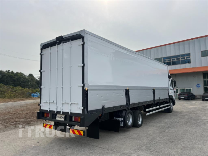 현대 메가트럭 와이드캡 280 후축 윙바디 4.5톤 수동 3