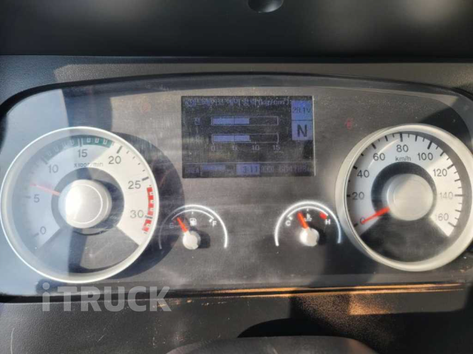 현대 메가트럭 280 후축 냉동윙 4.5톤 오토 18