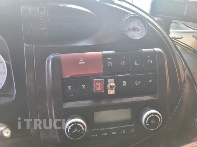 현대 메가트럭 280 후축 냉동윙 4.5톤 오토 15