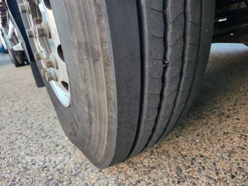 현대 트라고 350 십바리 카고 9.5톤 수동 15