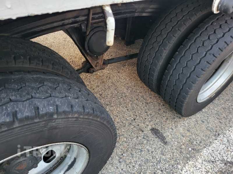 현대 트라고 350 십바리 카고 9.5톤 수동 10