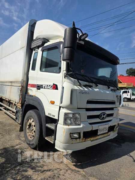 현대 트라고 300 단바리 윙바디 9.5톤 수동 1