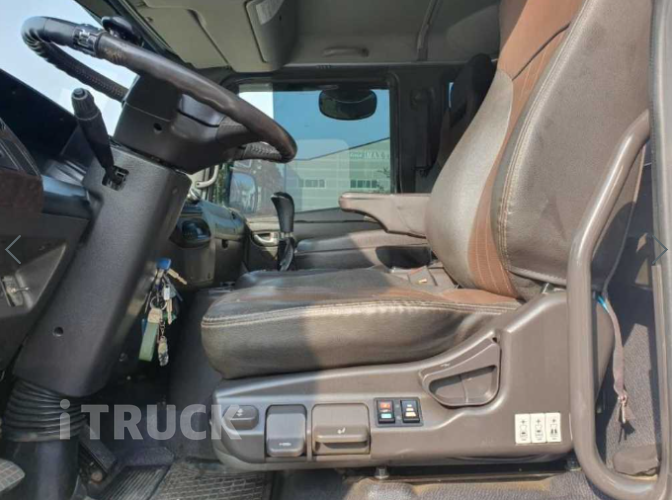 현대 메가트럭 280 단바리 카고 5톤 수동 11