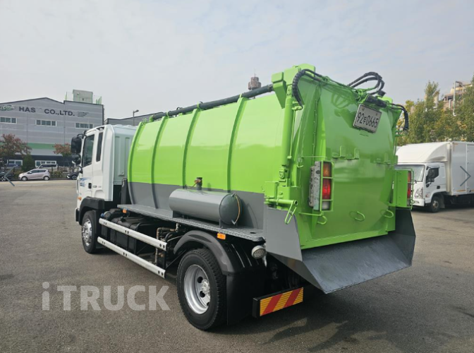 현대 음식물차 메가트럭 5톤 6