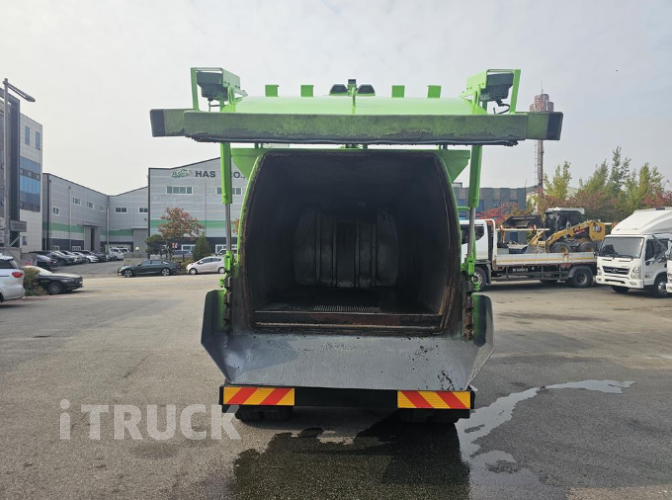 현대 음식물차 메가트럭 5톤 9