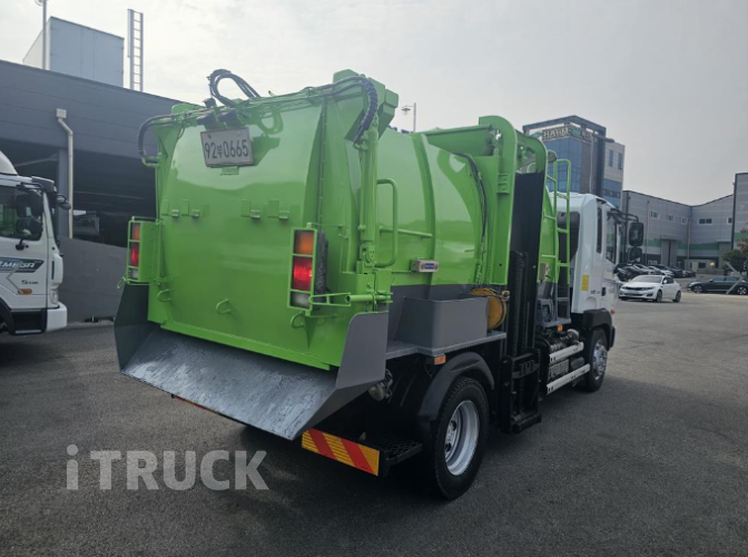 현대 음식물차 메가트럭 5톤 5