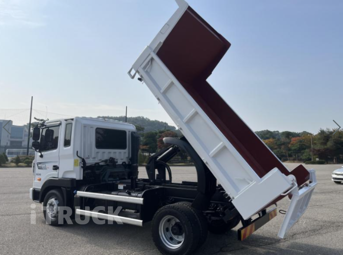 현대 메가트럭 화물덤프 5톤 11