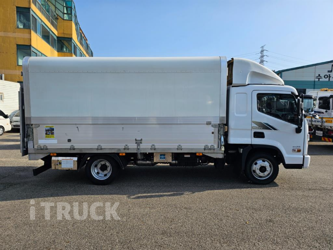 현대 올뉴마이티 2.5톤 윙바디 슈퍼캡 1